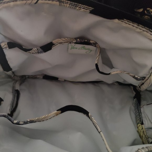 Vera Bradley Camelia Insulated Lunch Bag with ID tag attached - Picture 2 of 2